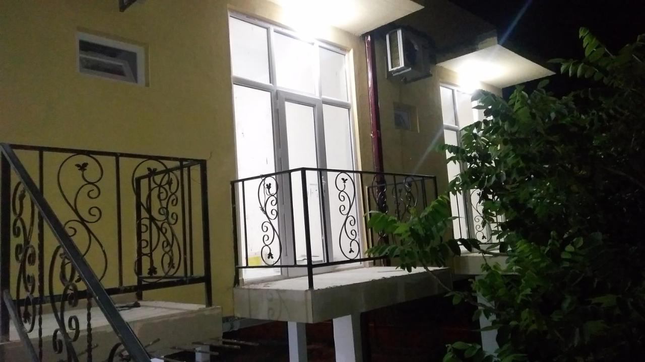 ホテル Private House Suliko コブレチ エクステリア 写真